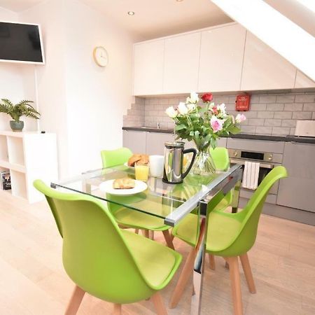 Apt 3, Opera House Ensuite 4Th Floor By Indigo Flats لندن المظهر الخارجي الصورة