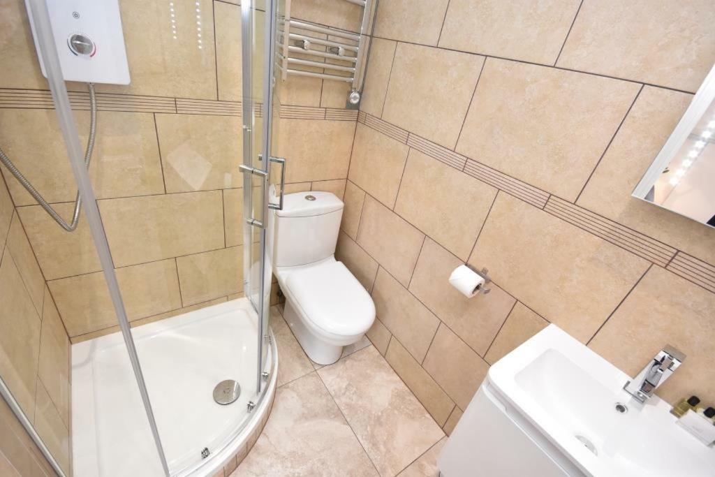 Apt 3, Opera House Ensuite 4Th Floor By Indigo Flats لندن المظهر الخارجي الصورة